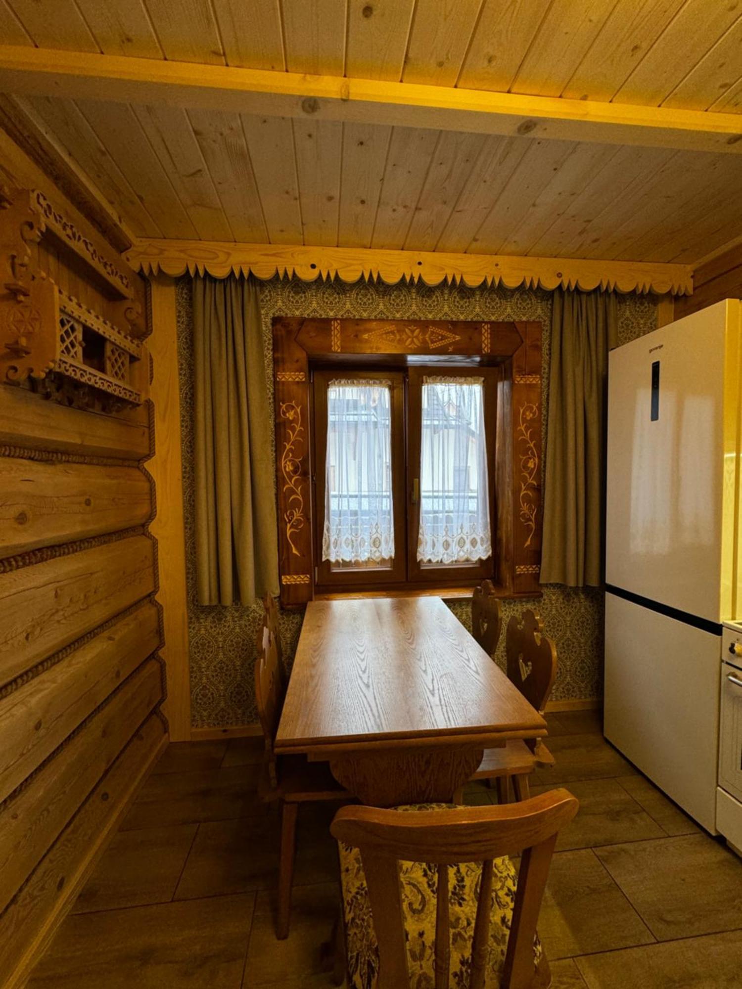 Pokoje I Apartamenty Regionalny Styl Ul Bachledy 20 Zakopane Bagian luar foto